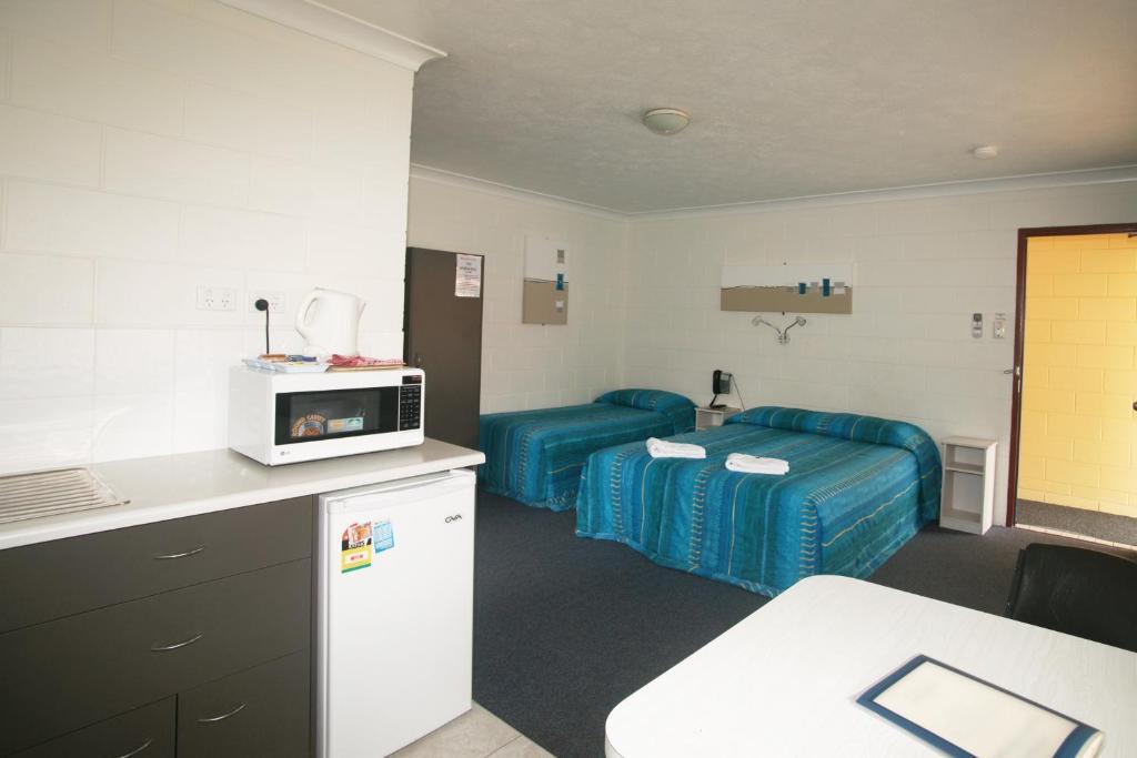 Cedar Lodge Motel Таунсвилл Номер фото